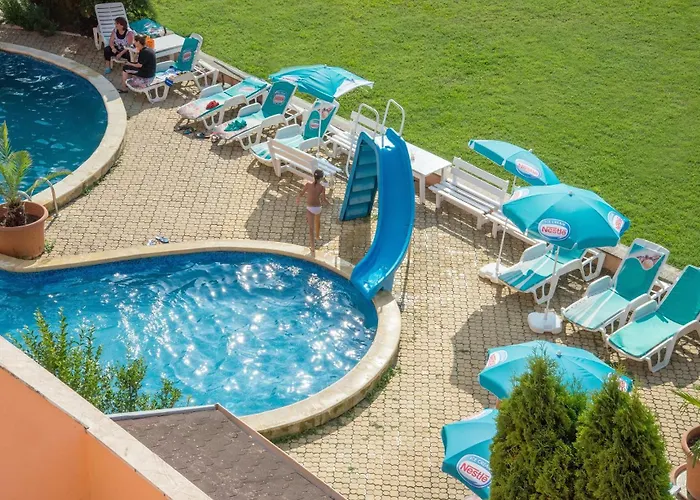 Лозенец Резорт 3* 洛泽内茨